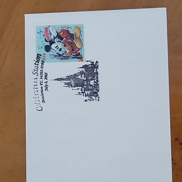 ART OF DISNEY CELEBRATION, JULY 8TH, 2005 CELEBRATION STATION. BRADENTON FLORIDA - Picture 4 of 11